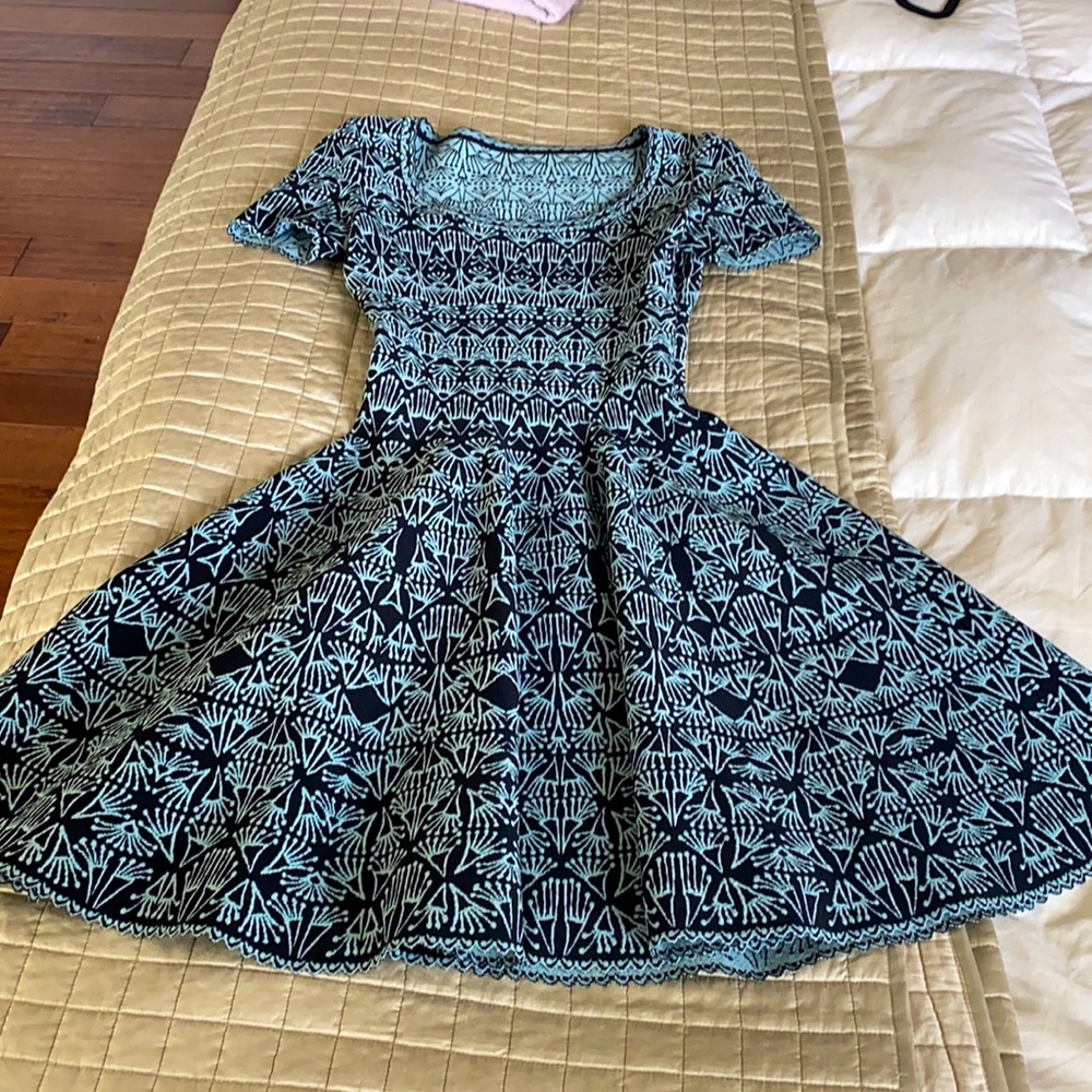 Alaia size 36 day dress blue and black